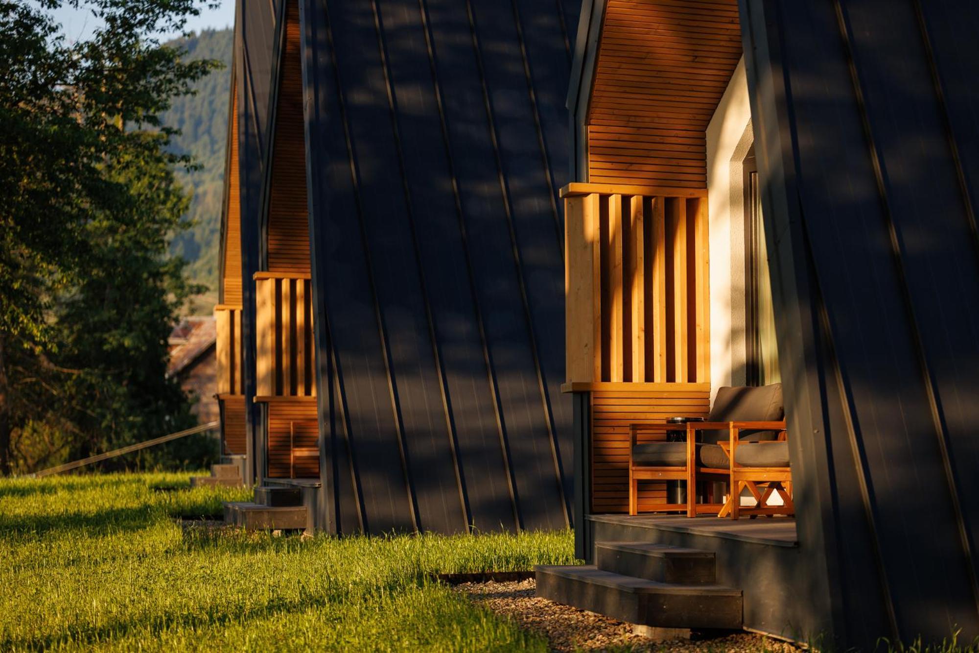 Reconnect Glamping Campsite 4*